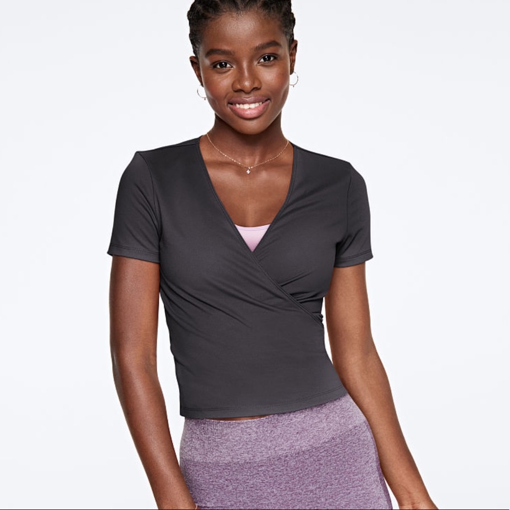 VS PINK Ultimate Wrap Top